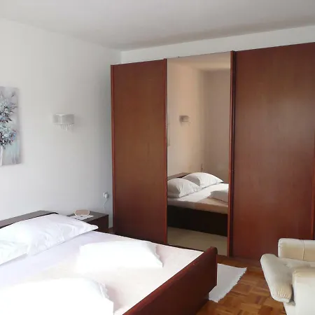 Niceta Villa *